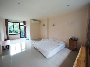 Wang Tey Homestay Khiri Wong