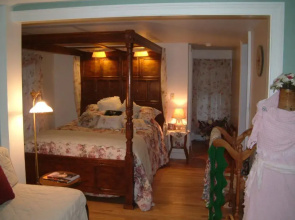 Truman Gillet House Bed & Breakfast