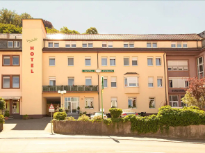 Hotel Avalon
