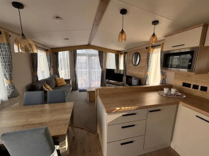 Hafan y Mor Park 3-bed Caravan, Sleeps 8, Pets Ok