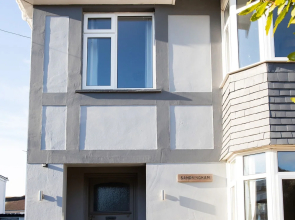 Spacious House for 10 With Hot Tub Nr Beach