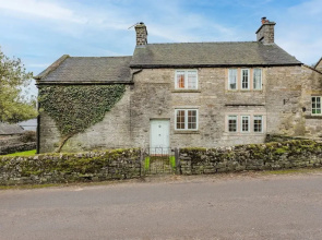 Host Stay Ivy Farm House - Wetton