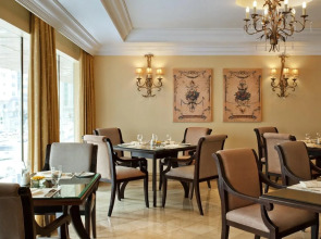 Отель Sheraton Khalidiya