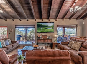 Clearview, 6 Bedrooms, Hot Tub, Pool Table, Views, Pet Friendly, Sleeps 14