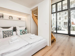 Stylish New Cube Loft by Berlin-Wall-Apartments