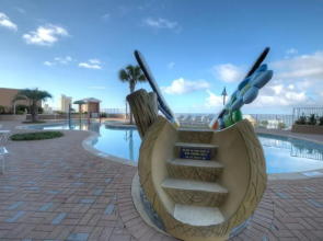 Laketown Wharf 736 By ZIA