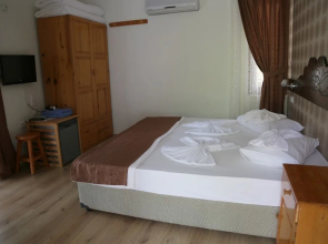 Arkadas Otel