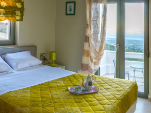 "villa Horizon - Elegance & Privacy With Scenic Views - Extended Pool"