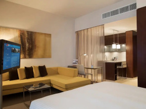 Centro Capital Centre by Rotana Hotel