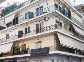 Beautiful new apartment in Petralona