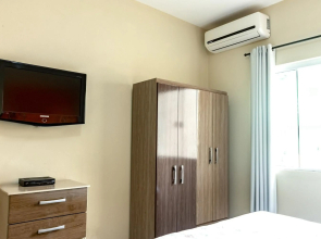 Apto1 COM AR COND WI-FI E TV SMART