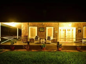 Monica Garden Bungalow