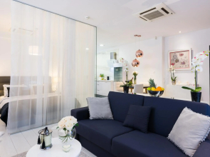 Luxury Studio Arc
