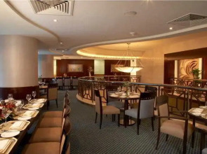 Al Manzel Hotel Apartments