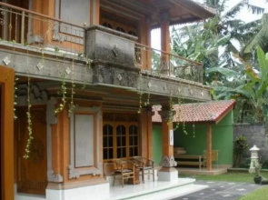 Bali Bunga Kembang Guest House