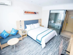 City Comfort Hotel (Zhenjiang Dashikou Suning Plaza Store)