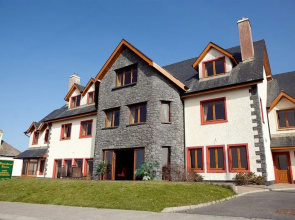 Waterfront House & Restaurant