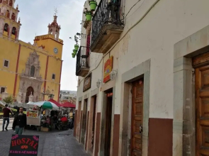 Hostal Rotamundos Casa Frida