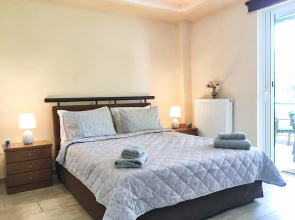 A7 Beauty Vouliagmeni Apt in a unique Spot