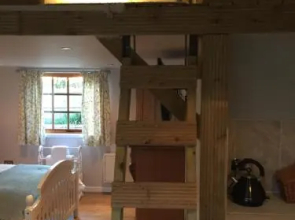 Stapehill Lodge B&B