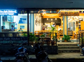 Kalash Parkaze and Tent Inn