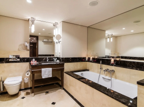 Airport Hotel Okecie
