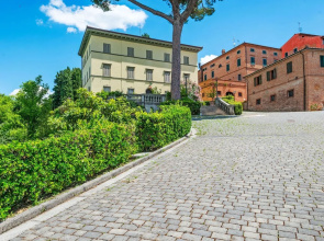 Graceful Apartment in San Miniato with Swimming Pool