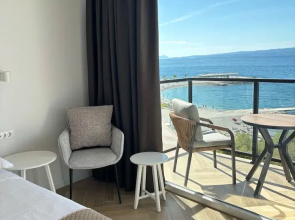 Stella's beachfront aparthotel
