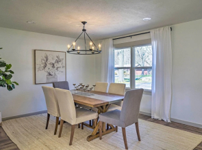 Retreat w/ Deck ~ 9 Mi to Downtown Springfield
