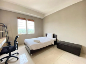 Simply Executive Studio At Pinewood Apartment