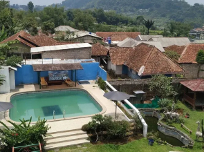 Sturgis Boutique Hotel Cipanas