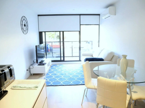 Heart of Ormond Apartment  by Ready Set Host