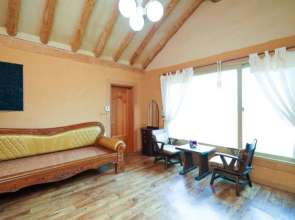 Yangyang Sky Garden Pension