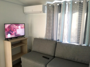 Property With 2 Bedrooms in Fréjus, With Pool Access, Furnished Terrac