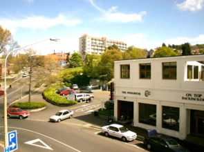 On Top Apartments & Hostel Backpackers