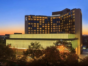 Отель Renaissance Beijing Wangfujing Hotel