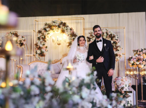 Отель Radisson Blu Hotel, Dubai Canal View