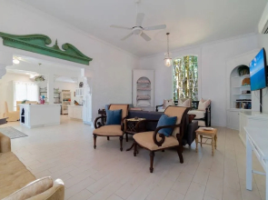 New Live Oak Cottage/beach/downtown/pool/shops/cafés