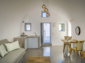 Aqua Serenity Luxury Suites - Adults Only