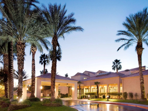 Courtyard by Marriott Las Vegas Convention Center