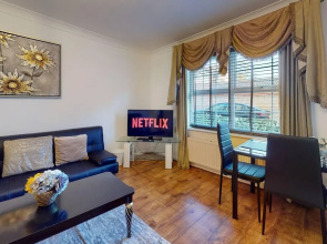 Stunning 2-bed Apartment in Grays
