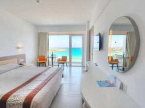 Vassos Nissi Plage Hotel & Spa