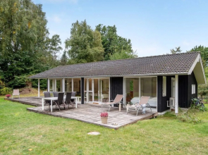 "Heino" - 3.5km from the sea in Sealand