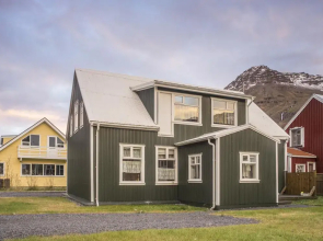 Dúlluhús - Apartments by Aldan