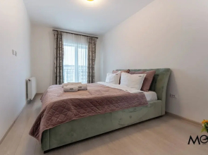 MoHost Dynamic - Modern 2BR Apartment