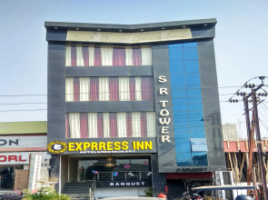 OYO 24572 Express Inn