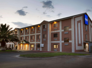 Travelodge by Wyndham Yermo