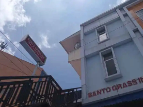 OYO 3412 Penginapan Banto Grass Inn