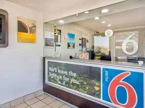 Motel 6 Vallejo, CA - Six Flags West