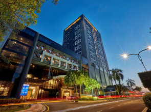 Mardhiyyah Hotel and Suites